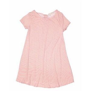 Girls between dress. In good condition